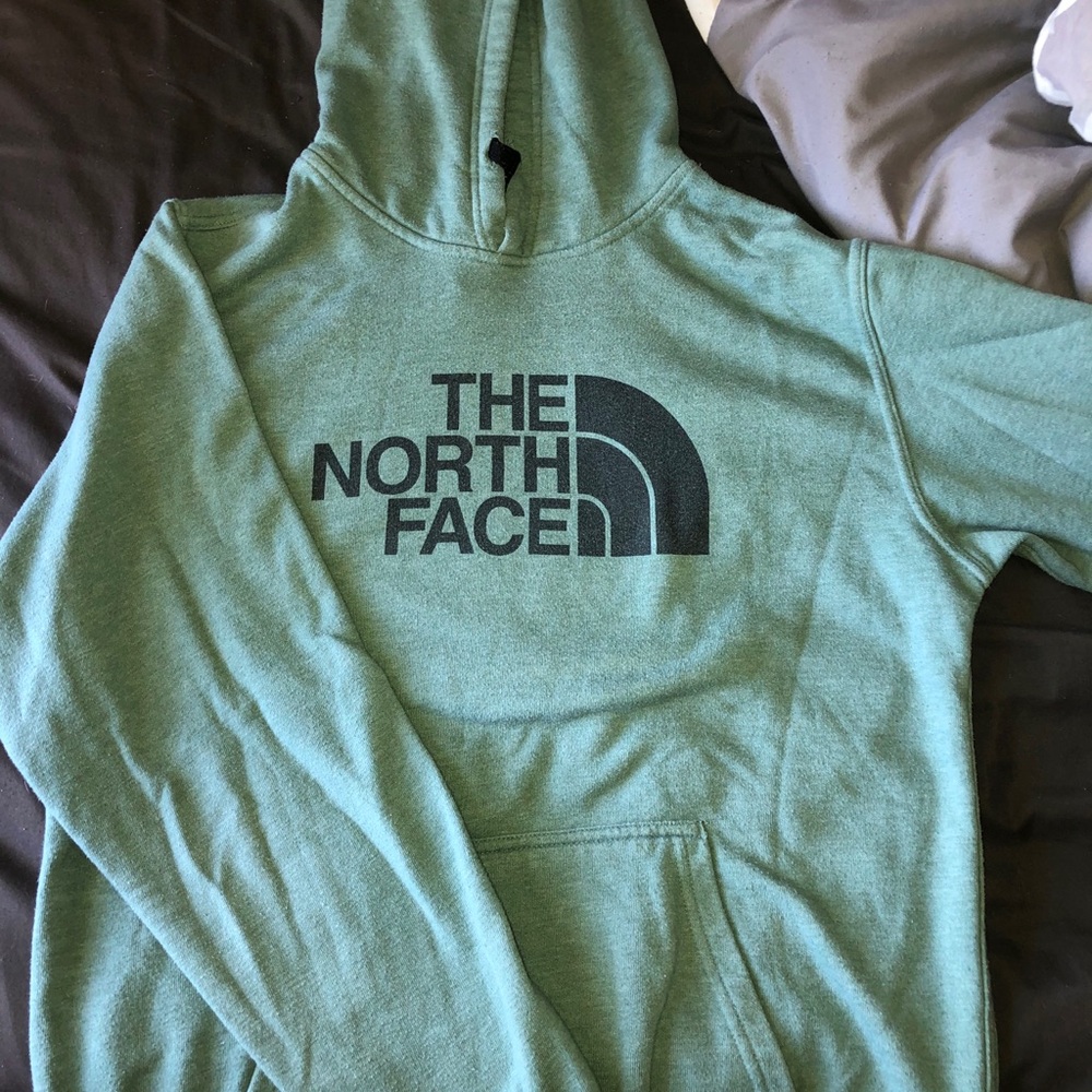 Men’s North Face Hoodie